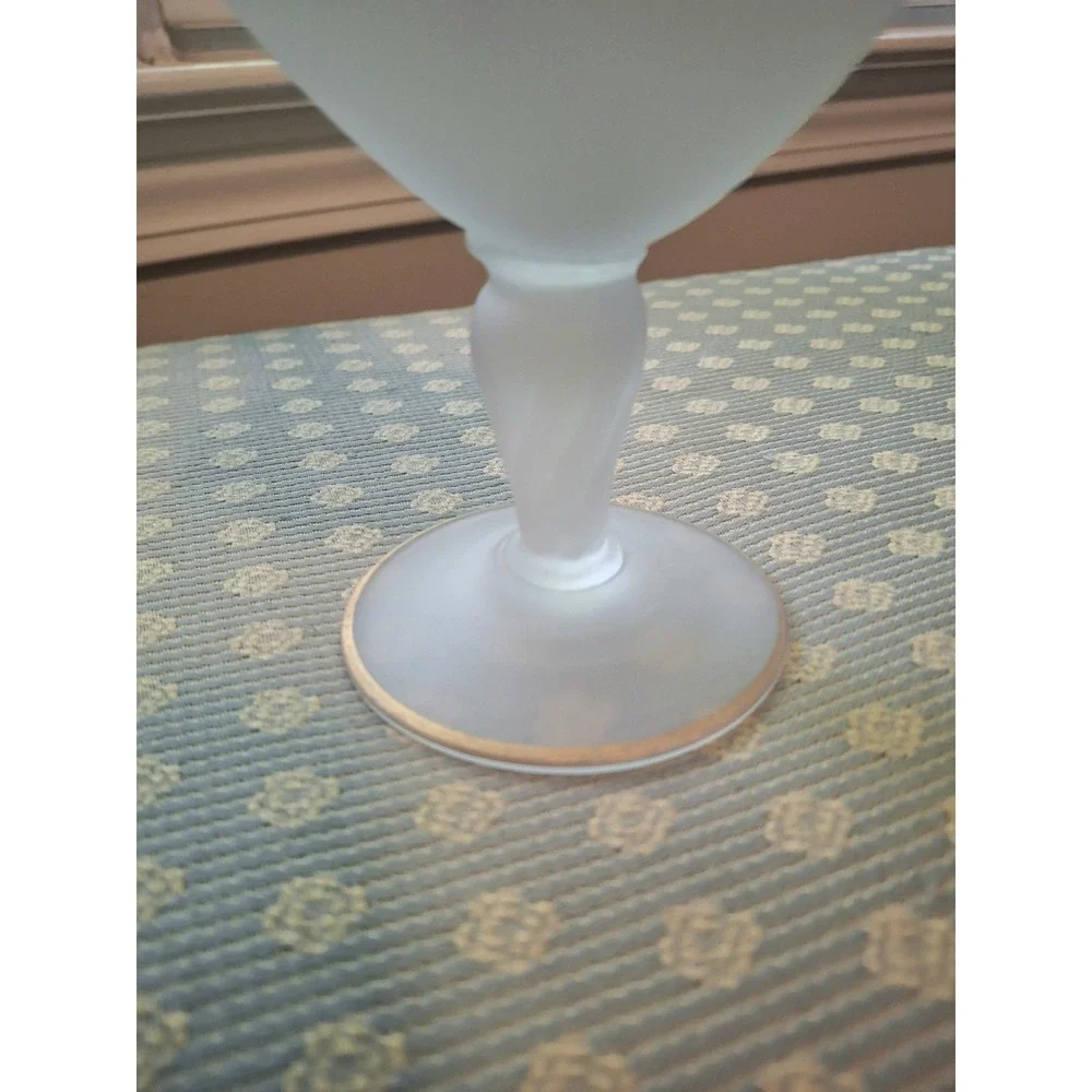 Vintage White Frosted Glass Vase Bird Flower Motif Gold Rim 10